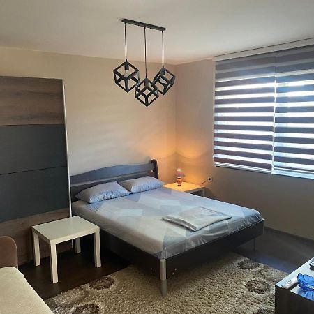 Arni Apartments Donja Vrezina Dış mekan fotoğraf